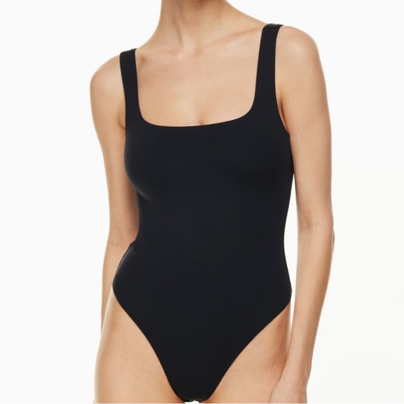 Babaton Contour Squareneck Bodysuit - Picture 1 of 3